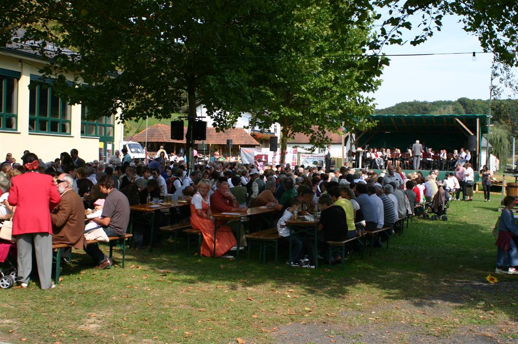 2009-09-27 Ausflug zum Mostkirtag in Neuhaus